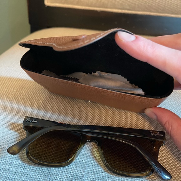 Ray bans polarized sunglasses RB4323 - Picture 5 of 7